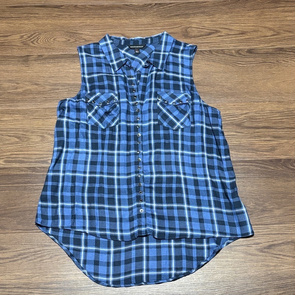 Rock & Republic Sleeveless Navy Checkered Button-Down Shirt